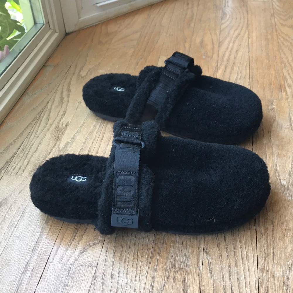 UGG Velcro slippers